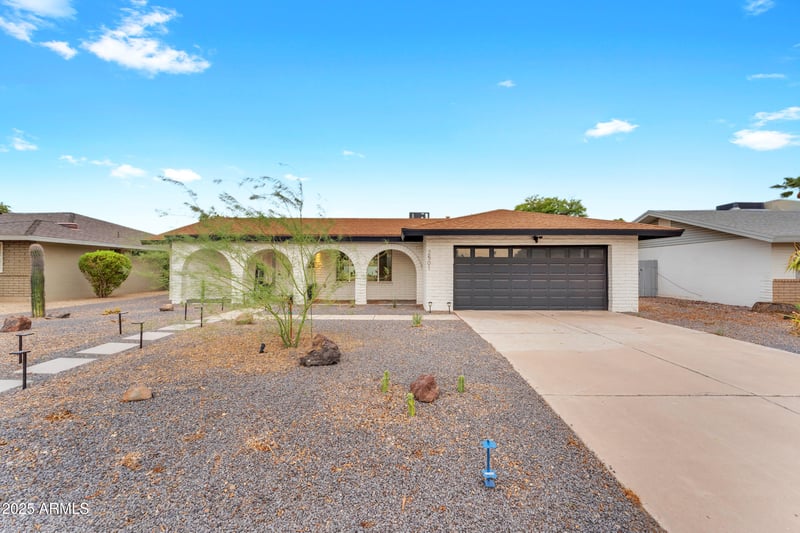 2501 Fairmont Dr, Tempe, AZ 85282
