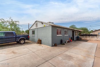 2501 Southgate Ave, Phoenix, AZ 85040