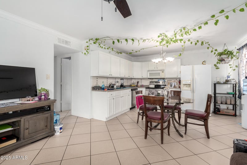 2501 Southgate Ave, Phoenix, AZ 85040