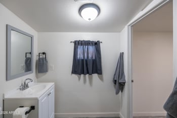 2501 W Hayward Ave, Phoenix, AZ 85051