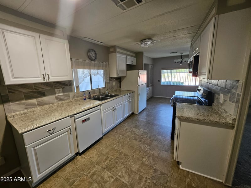 2501 Wickenburg Way #102, Wickenburg, AZ 85390