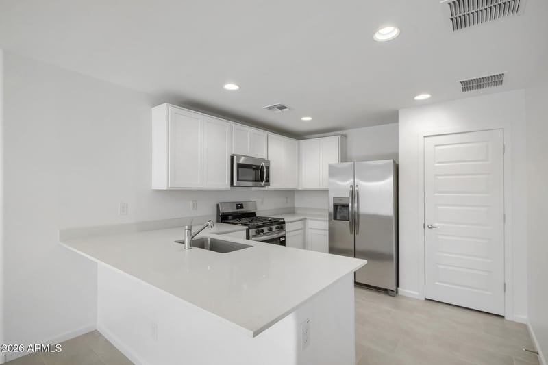 25013 N 174th Ln, Surprise, AZ 85387