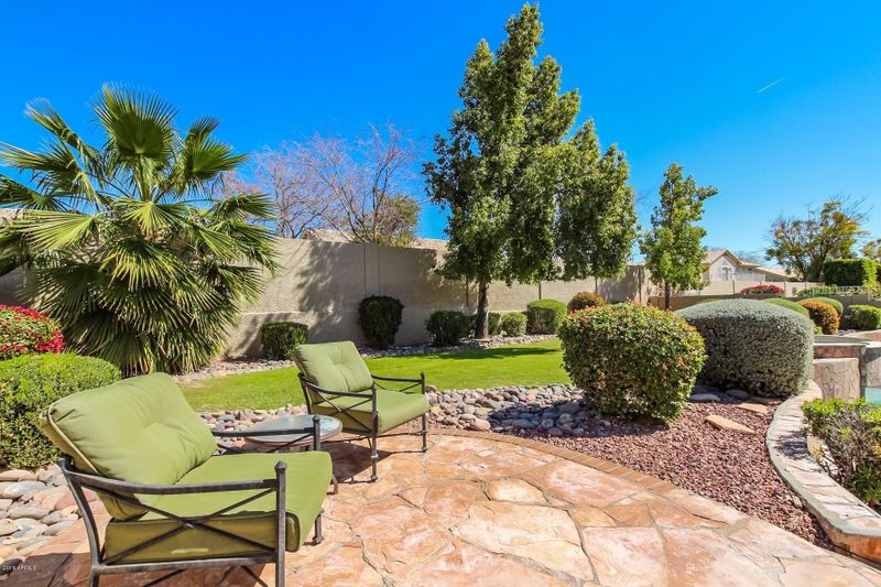 2502 E Dry Creek Rd, Phoenix, AZ 85048