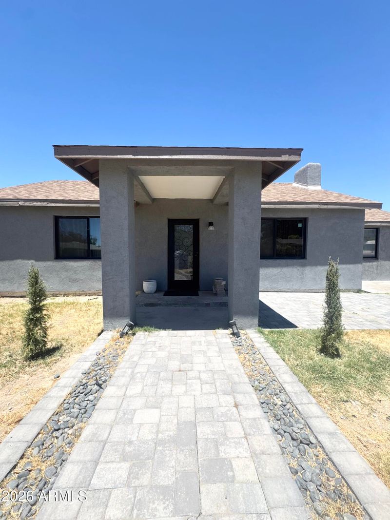 2502 E Edgemont Ave, Phoenix, AZ 85008