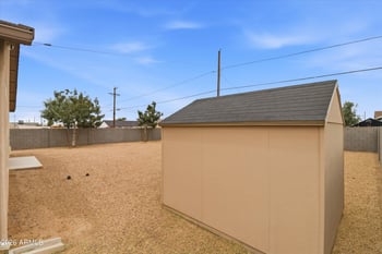 2502 Tamarisk Ave, Phoenix, AZ 85040