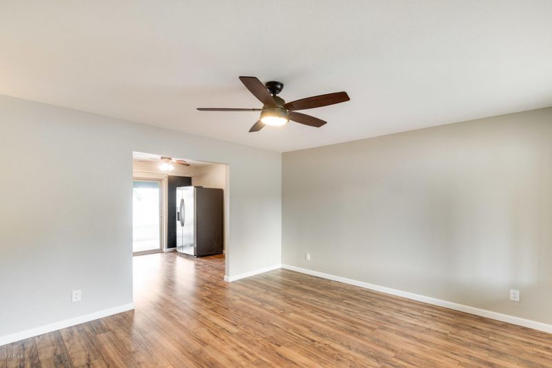 2502 E Vista Dr, Phoenix, AZ 85032