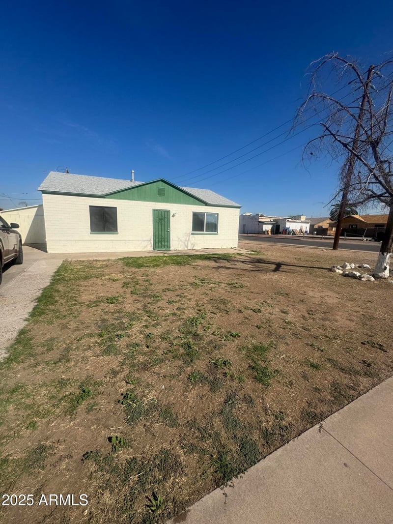 2502 Jefferson St, Phoenix, AZ 85009