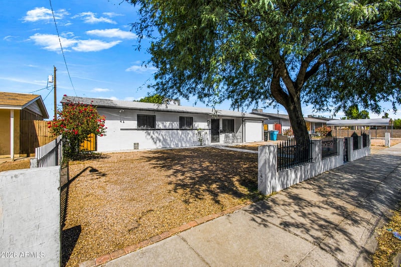 2502 N 47th Ln, Phoenix, AZ 85035