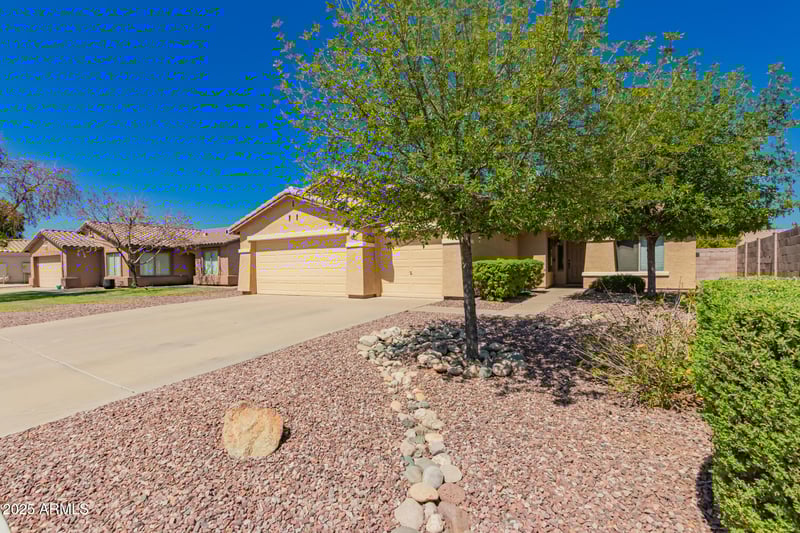 2502 Pony Ln, Gilbert, AZ 85295