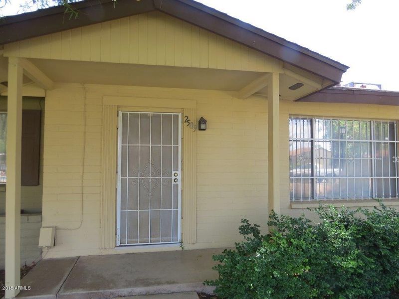 2503 N 22nd Dr, Phoenix, AZ 85009