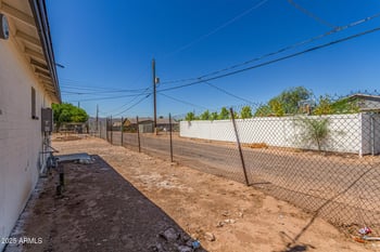 2503 Southgate Ave, Phoenix, AZ 85040