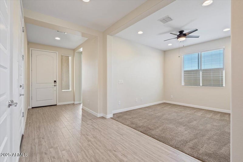 25030 172nd Ln, Surprise, AZ 85387