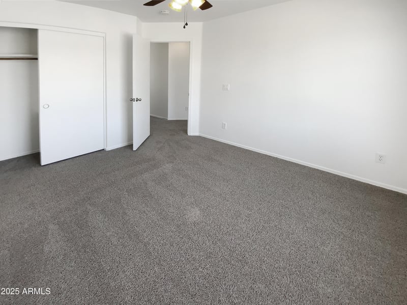 25038 40th Ave, Phoenix, AZ 85083