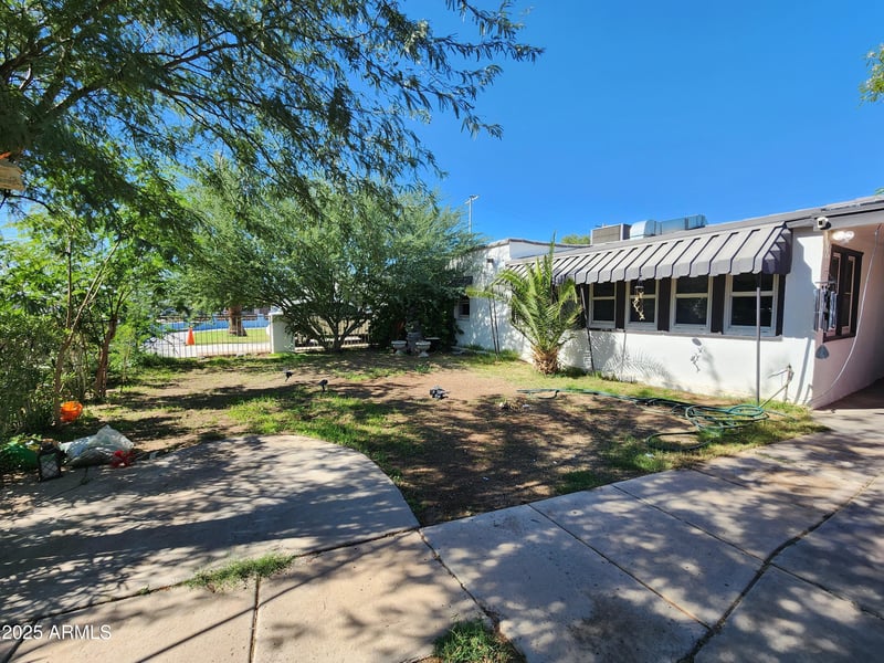 2504 Adams St, Phoenix, AZ 85034