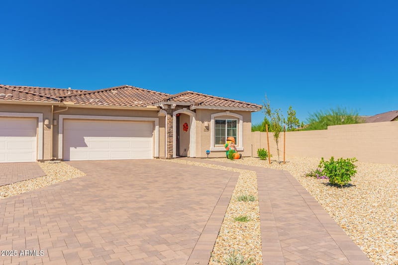 25046 174th Ave, Surprise, AZ 85387