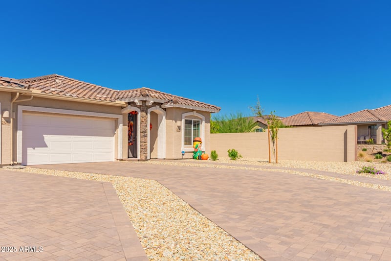 25046 174th Ave, Surprise, AZ 85387