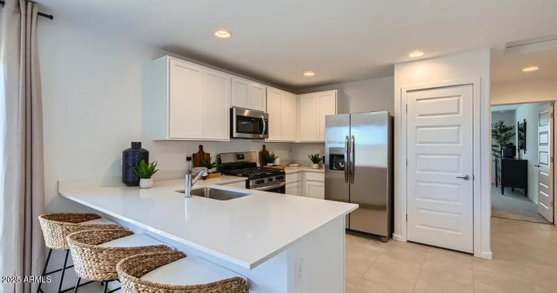 25048 N 174th Dr, Surprise, AZ 85387