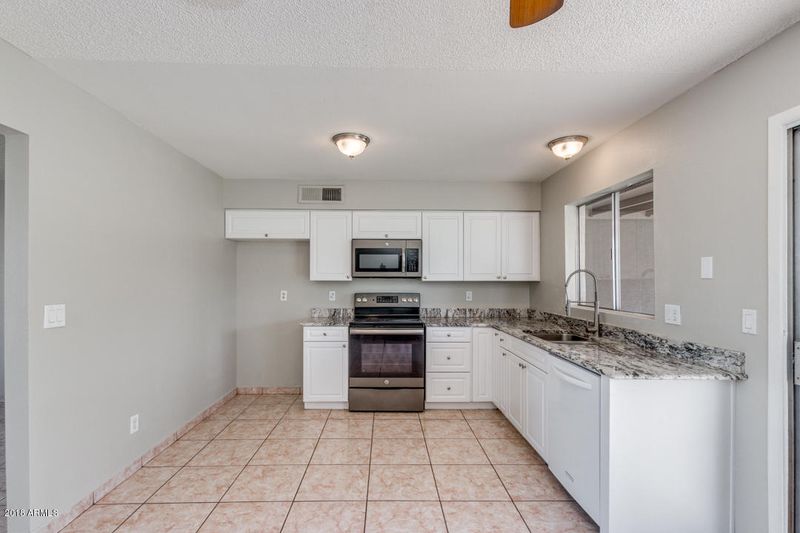 2505 E Intrepid Ave, Mesa, AZ 85204