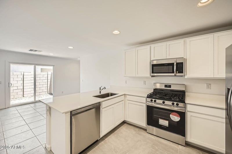 25052 174th Ln, Surprise, AZ 85387