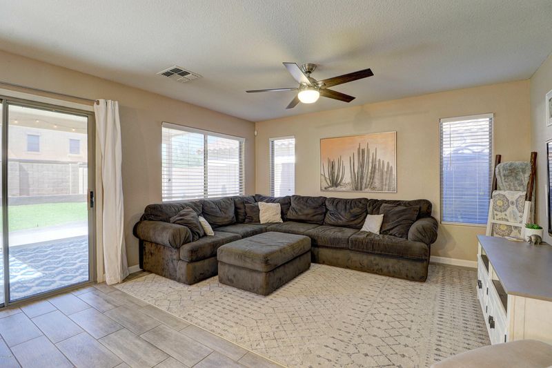 2506 W Gambit Trl, Phoenix, AZ 85085
