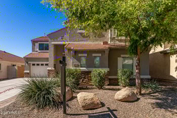 2507 Rustling Oaks Ln, Phoenix, AZ 85024