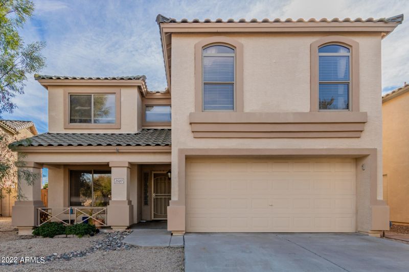 2507 W White Feather Ln, Phoenix, AZ 85085