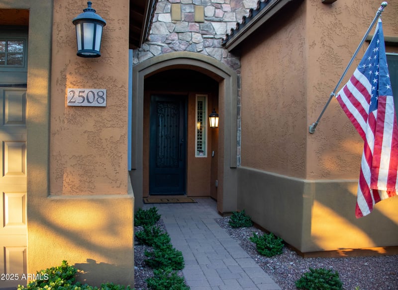 2508 Desert Marigold Dr, Phoenix, AZ 85085