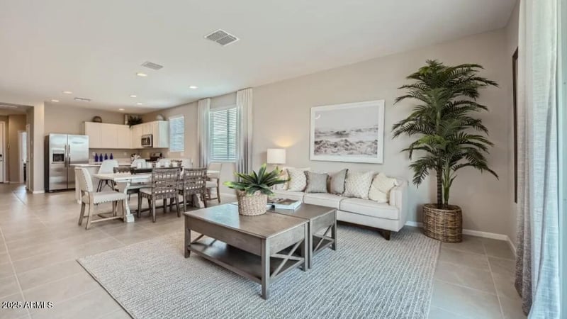 25083 174th Dr, Surprise, AZ 85387