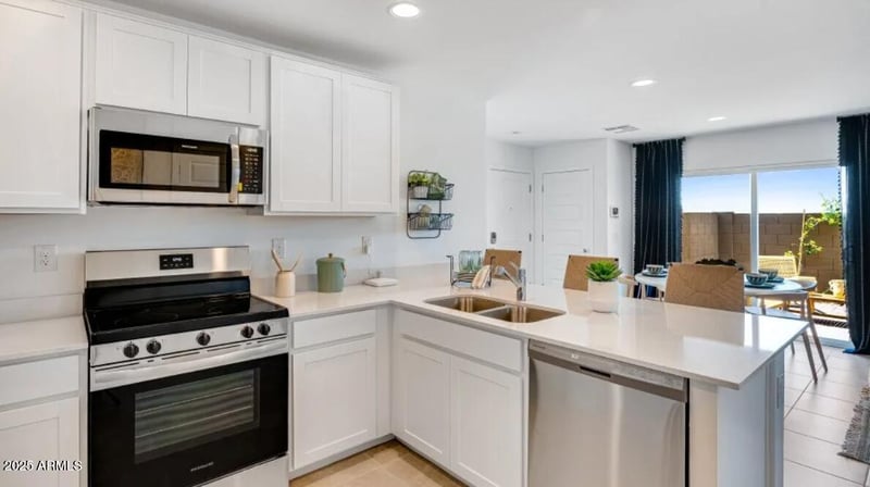 25083 174th Ln, Surprise, AZ 85387