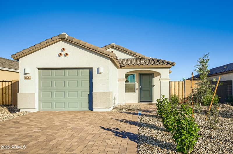 25083 174th Ln, Surprise, AZ 85387