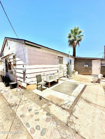 2509 Willetta St, Phoenix, AZ 85008