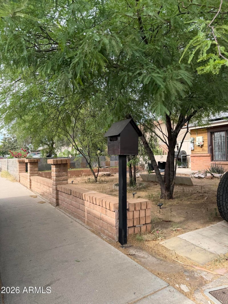 2509 N 49th Ave, Phoenix, AZ 85035