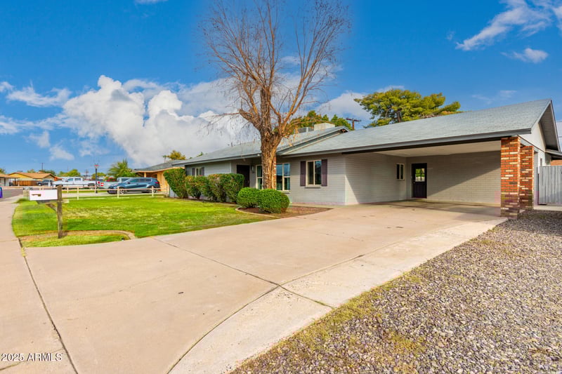 2509 Village Dr, Phoenix, AZ 85023
