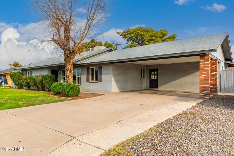 2509 Village Dr, Phoenix, AZ 85023