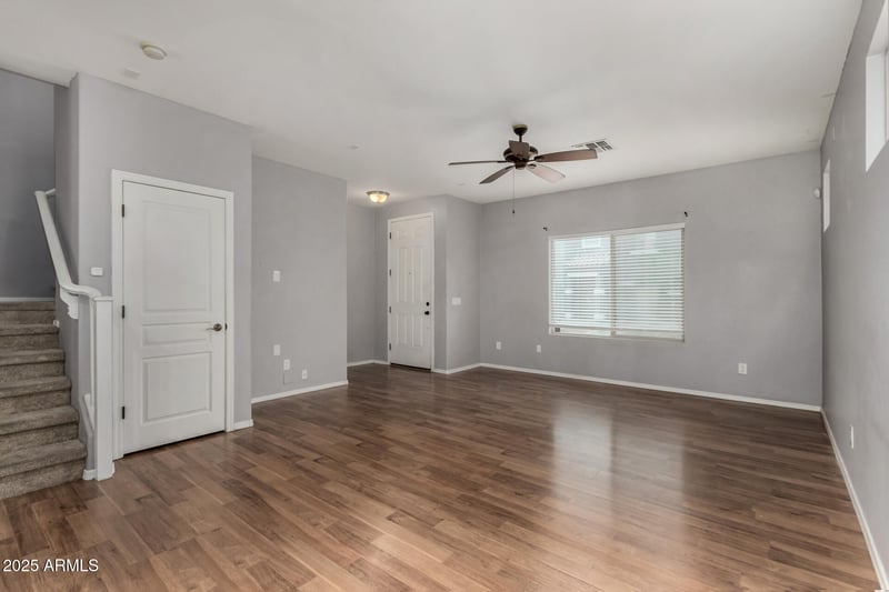 251 Aaron --, Mesa, AZ 85208
