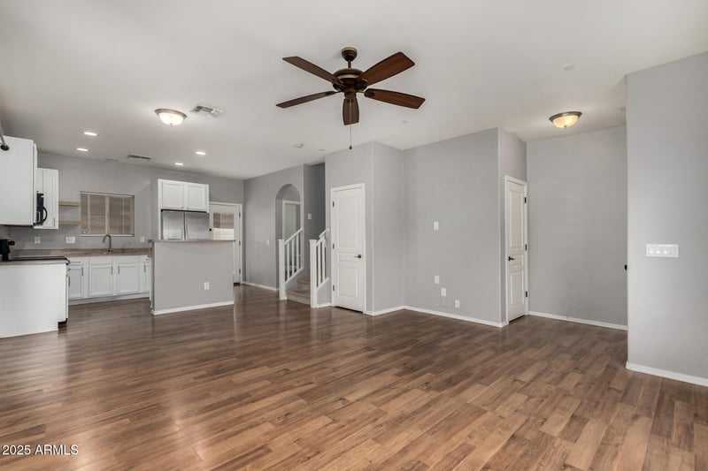 251 Aaron --, Mesa, AZ 85208