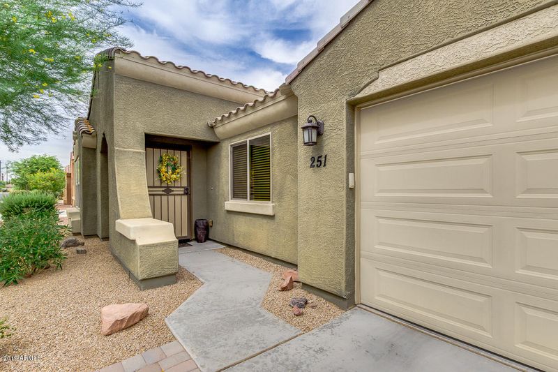 251 N 102nd Pl, Mesa, AZ 85207