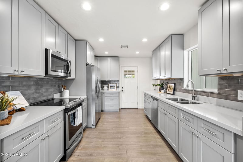 2510 E Fairmount Ave, Phoenix, AZ 85016