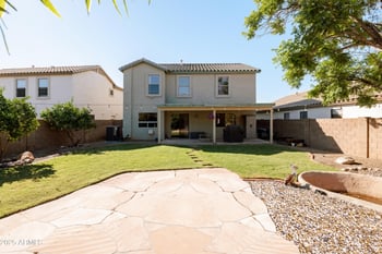 2510 White Feather Ln, Phoenix, AZ 85085