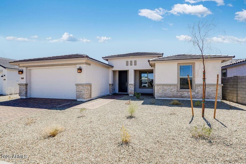 25109 171st Ave, Surprise, AZ 85387