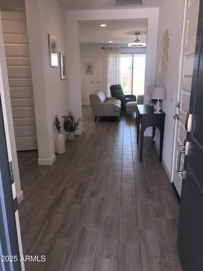 25109 173rd Dr, Surprise, AZ 85387