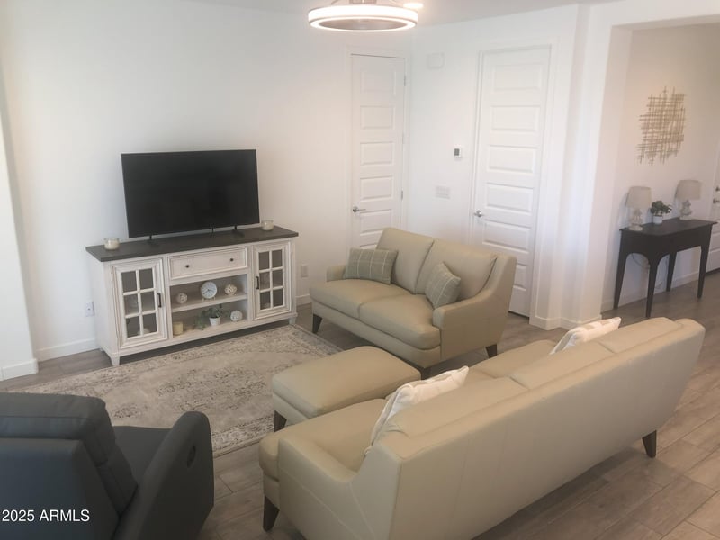 25109 173rd Dr, Surprise, AZ 85387