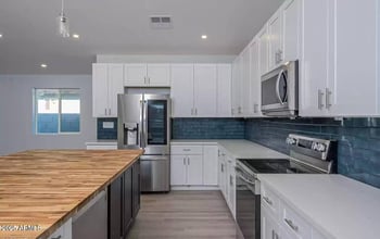 2511 Broadway Rd, Phoenix, AZ 85040