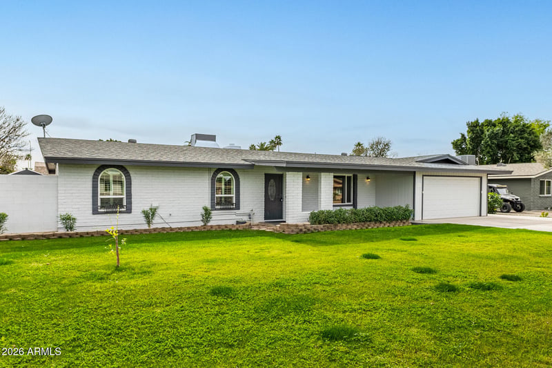 2511 Fountain St, Mesa, AZ 85213