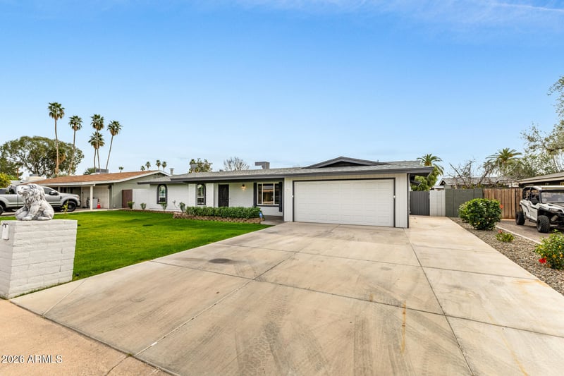 2511 Fountain St, Mesa, AZ 85213
