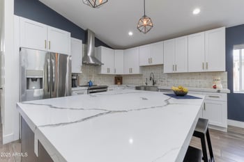 2511 Earll Dr, Phoenix, AZ 85016