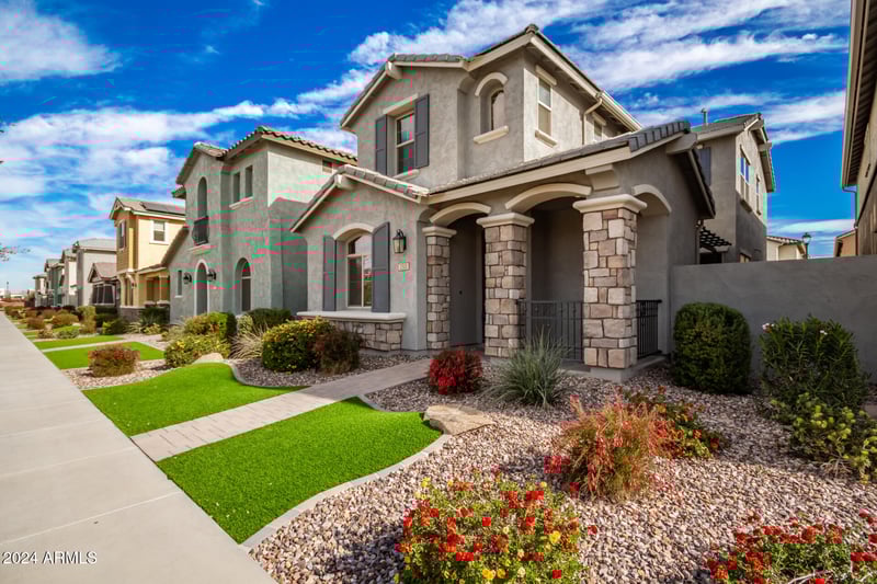 2511 Entwistle St, Gilbert, AZ 85295