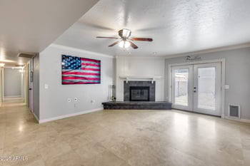 2511 Fountain St, Mesa, AZ 85213