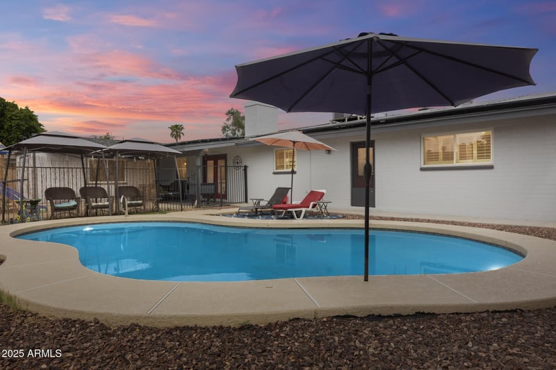 2511 Fountain St, Mesa, AZ 85213