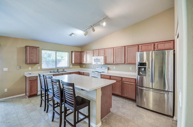 2511 N 106th Ave, Avondale, AZ 85392